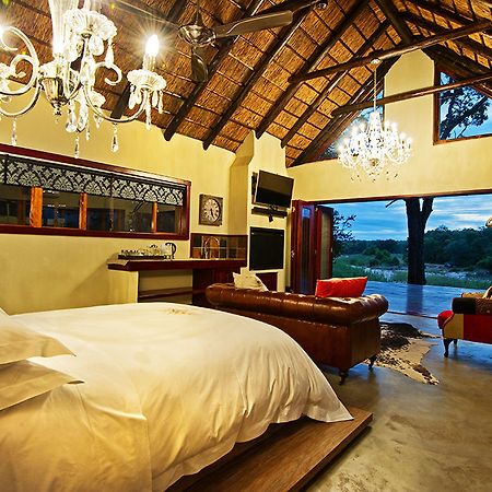 Indlovu River Lodge Karongwe Game Reserve Bagian luar foto