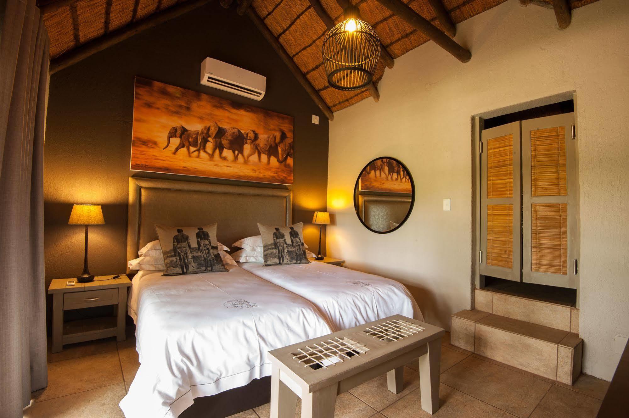 Indlovu River Lodge Karongwe Game Reserve Bagian luar foto